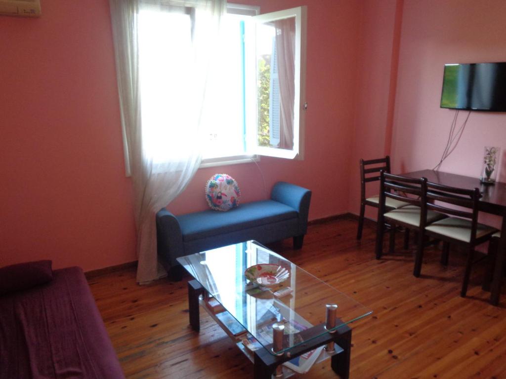 tonias place room 3